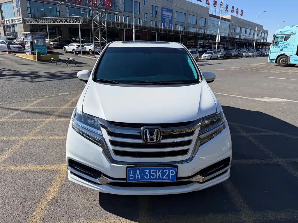 Honda Elysion — миниатюра 2