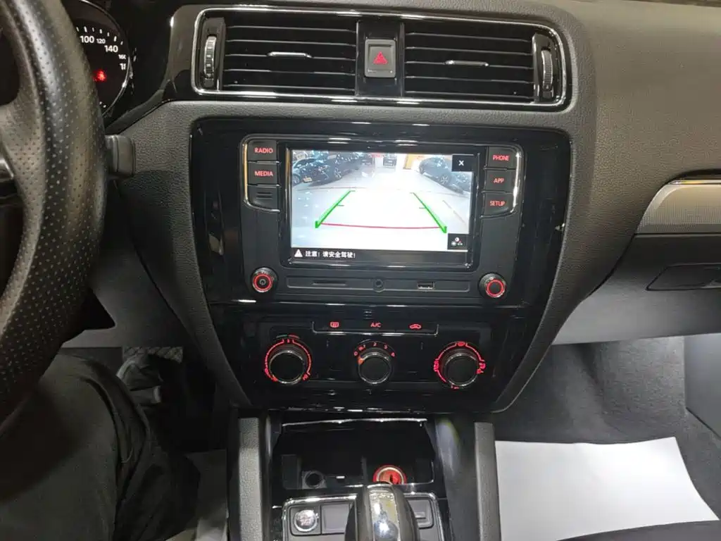 Volkswagen Sagitar — миниатюра 13