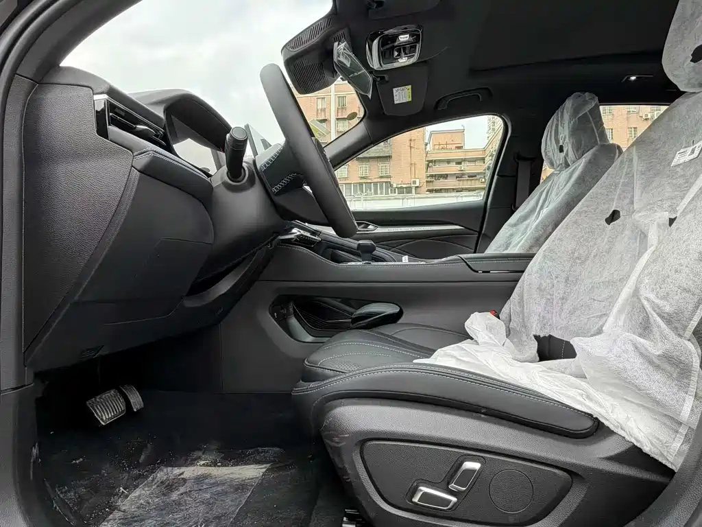 GEELY AUTOMOBILE XINGRUI