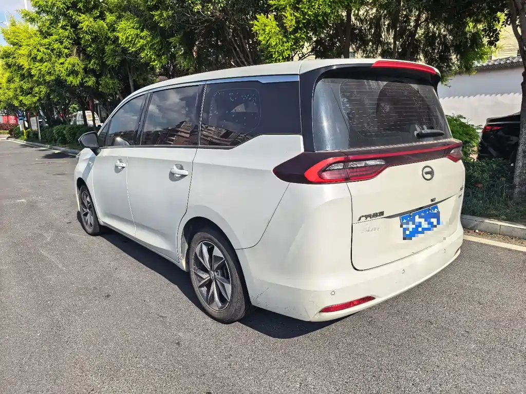 GAC Motor Trumpchi M6 — миниатюра 4