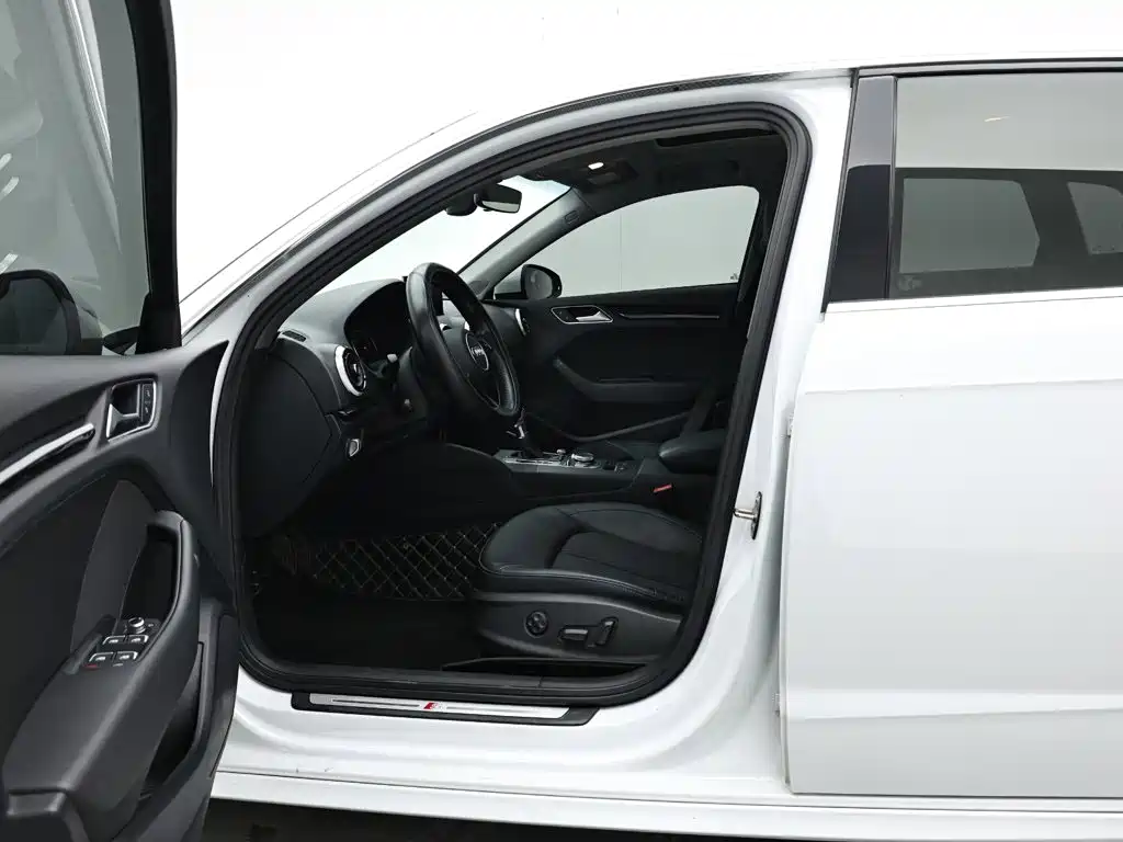 Audi A3 — миниатюра 10