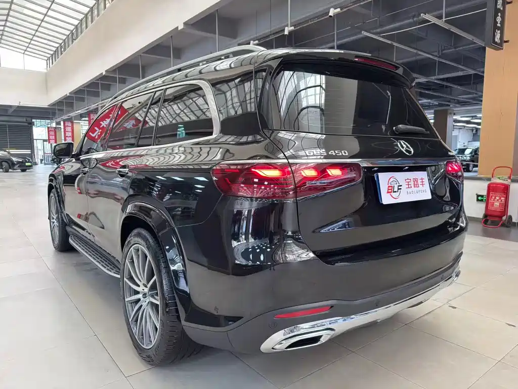 Mercedes-Benz GLS — миниатюра 17