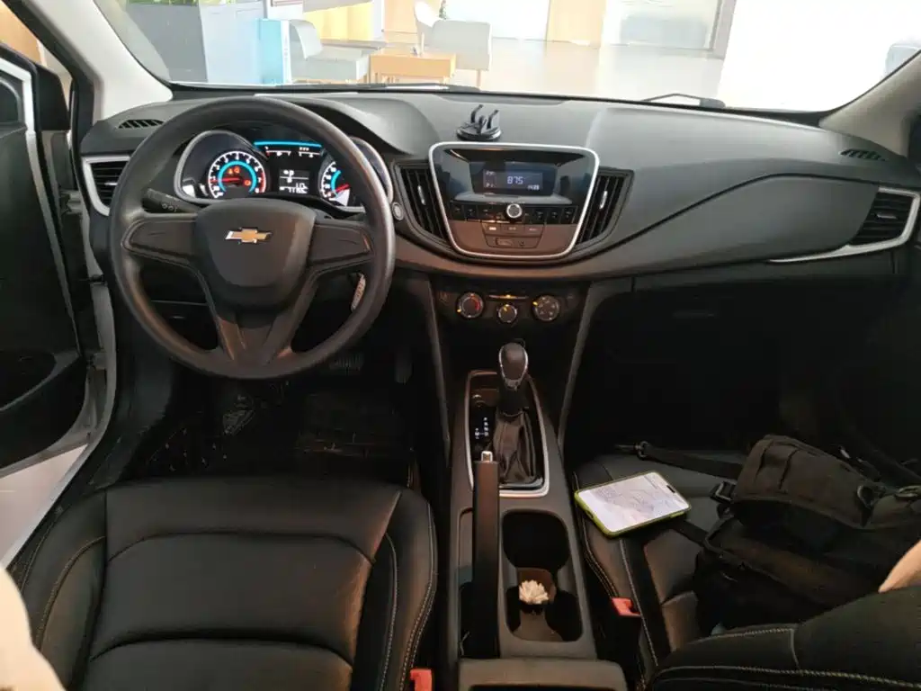 Chevrolet Cavalier — миниатюра 10