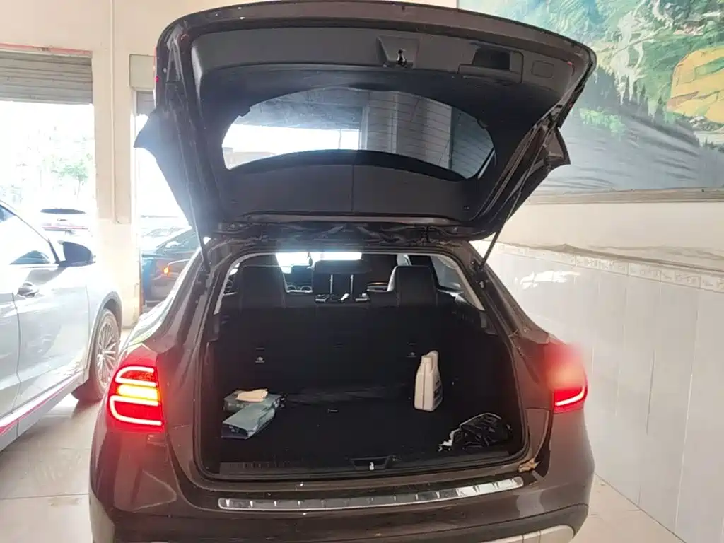 Mercedes-Benz GLA — миниатюра 19