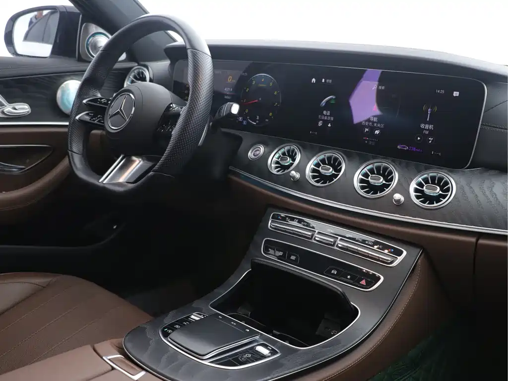 MERCEDES-BENZ E CLASS