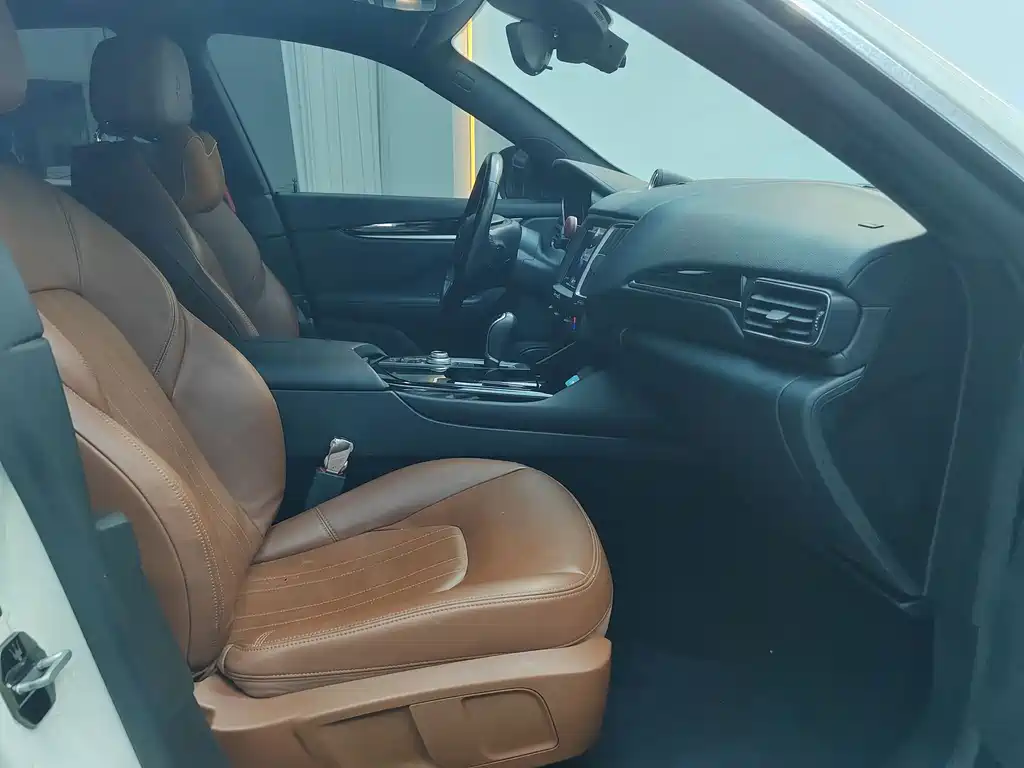 Maserati Levante 3.0T Classic Edition, фото 5
