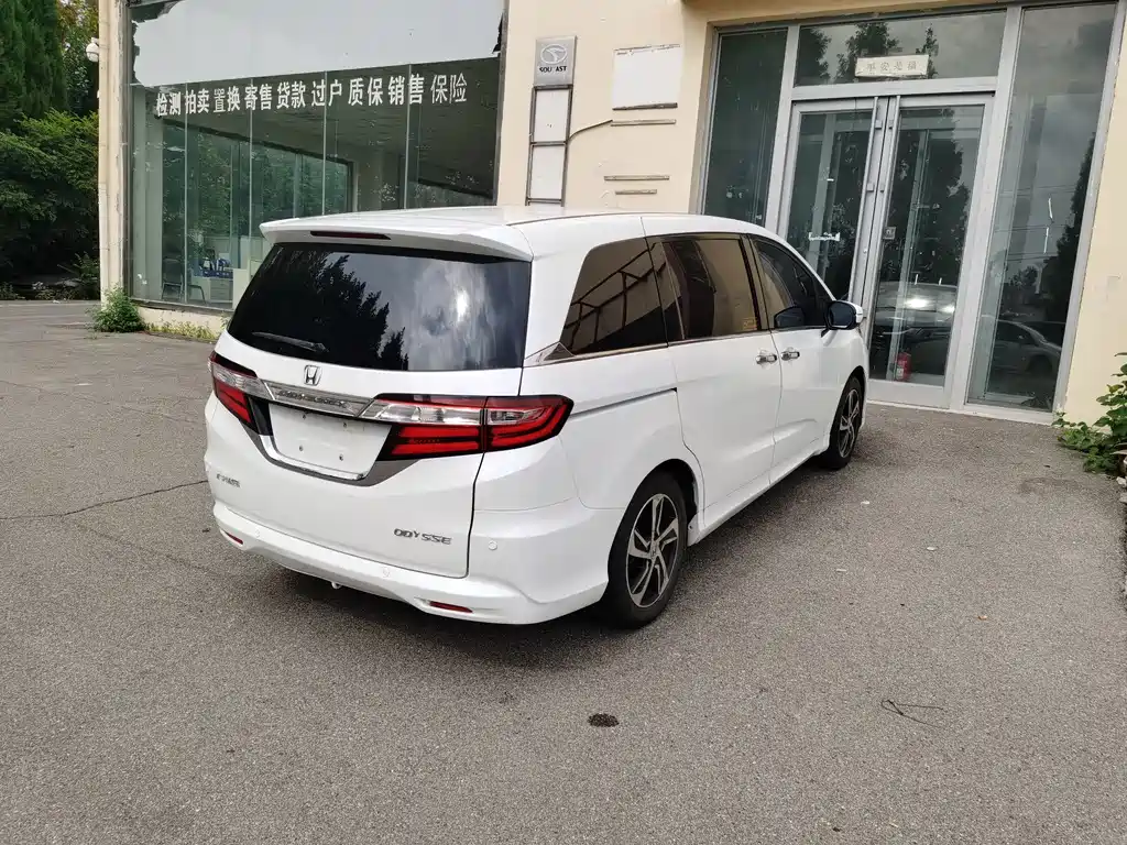 Honda Odyssey — миниатюра 6
