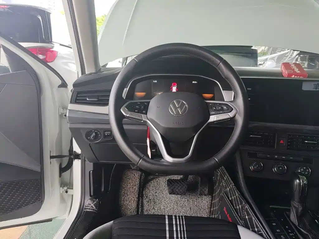 Volkswagen Bora — миниатюра 11