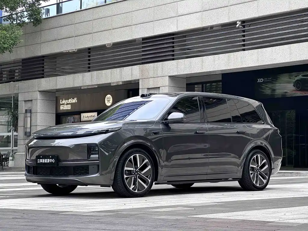 Li Auto Li L9 — миниатюра 2