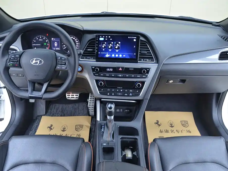 Hyundai Sonata — миниатюра 6