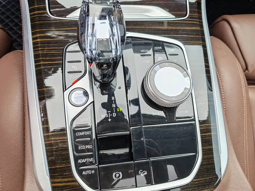 BMW X5 (Import) — миниатюра 11