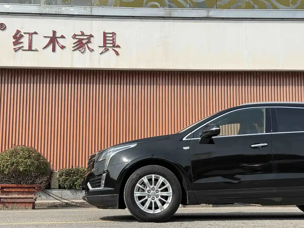 Cadillac XT5 — миниатюра 5