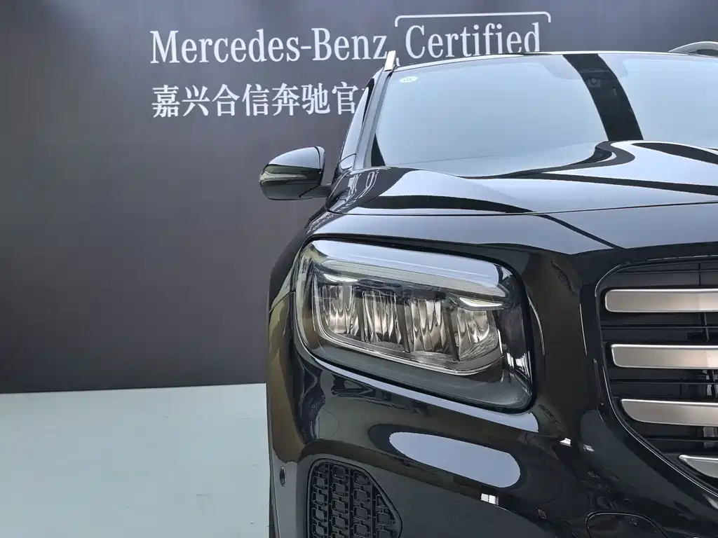 Mercedes-Benz GLB — миниатюра 40