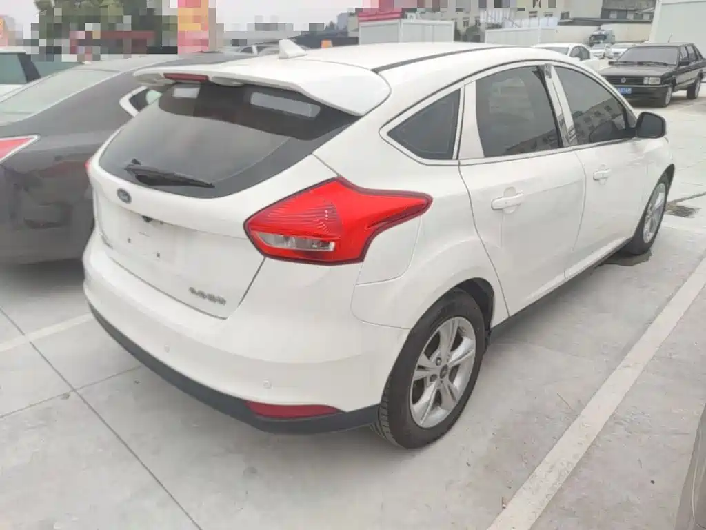 Ford Focus — миниатюра 7
