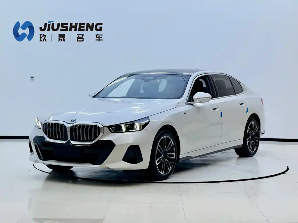 BMW 5 Series 2024
