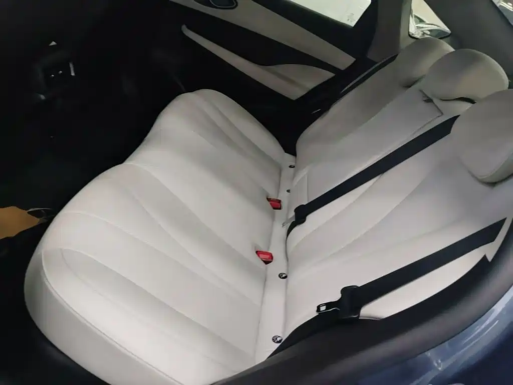 BYD Seal 05 DM-i — миниатюра 17
