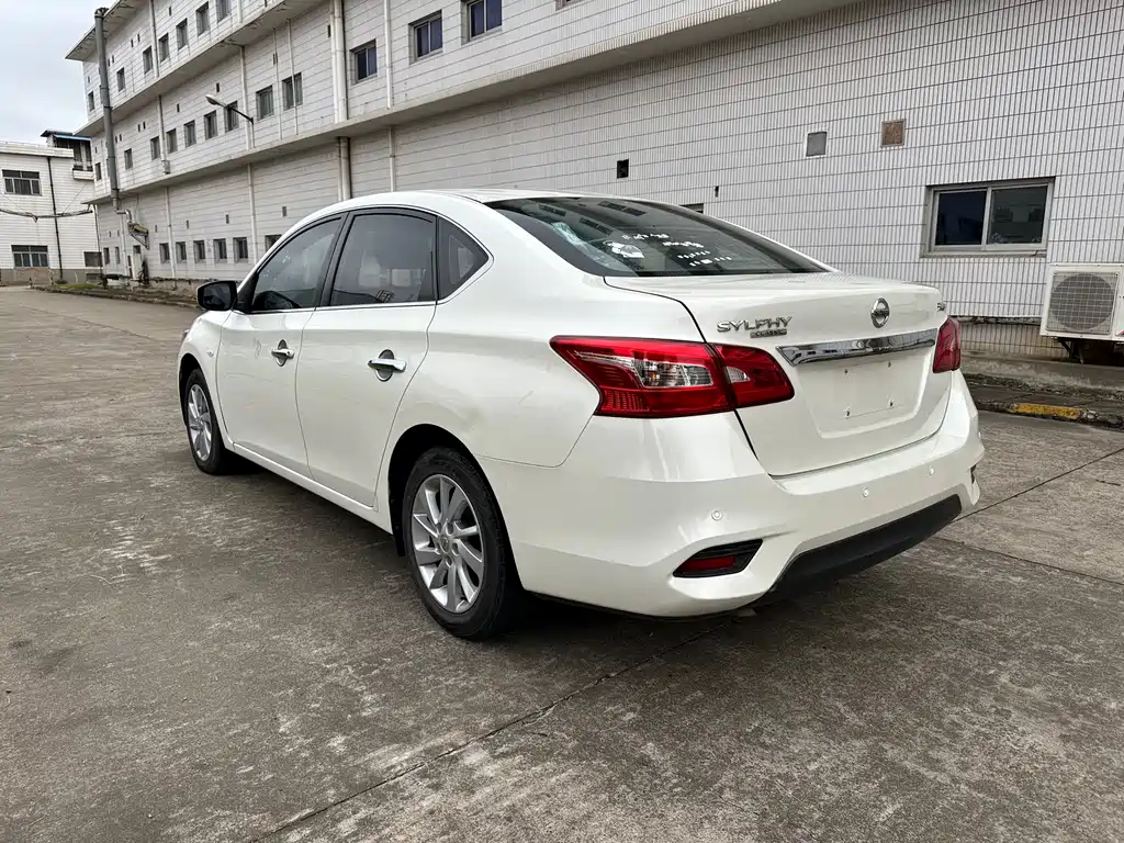 Nissan Sylphy — миниатюра 16