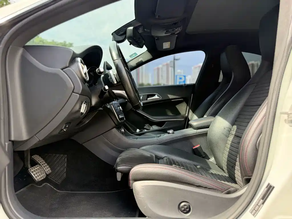 Mercedes-Benz CLA (Import) — миниатюра 13