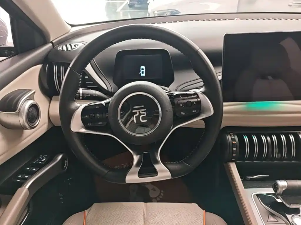 BYD Yuan Plus — миниатюра 11