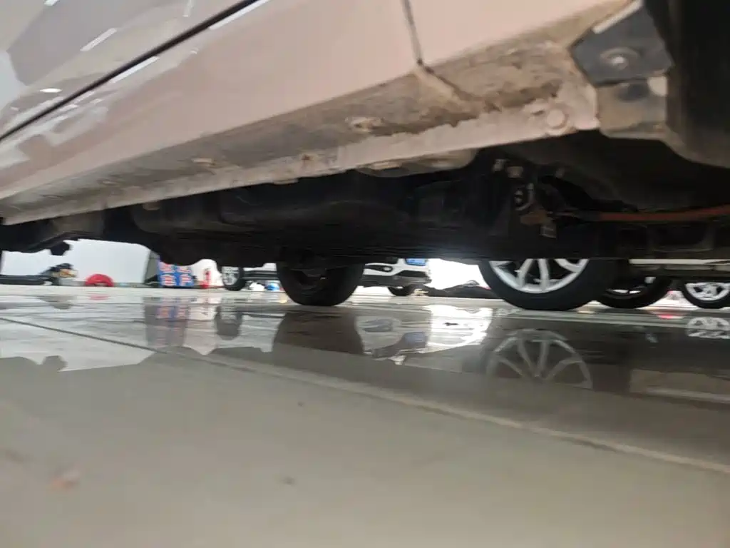 Wuling MINIEV — миниатюра 21