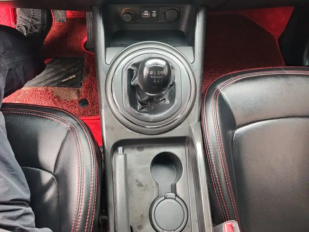 Kia Sportage — миниатюра 14