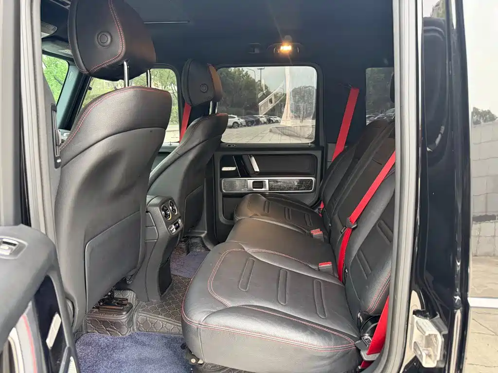 Mercedes-Benz G-Class — миниатюра 12