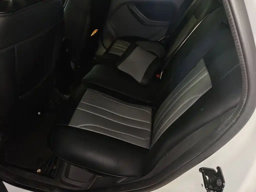 Ford Focus — миниатюра 17