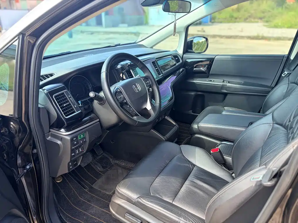 Honda Elysion — миниатюра 7