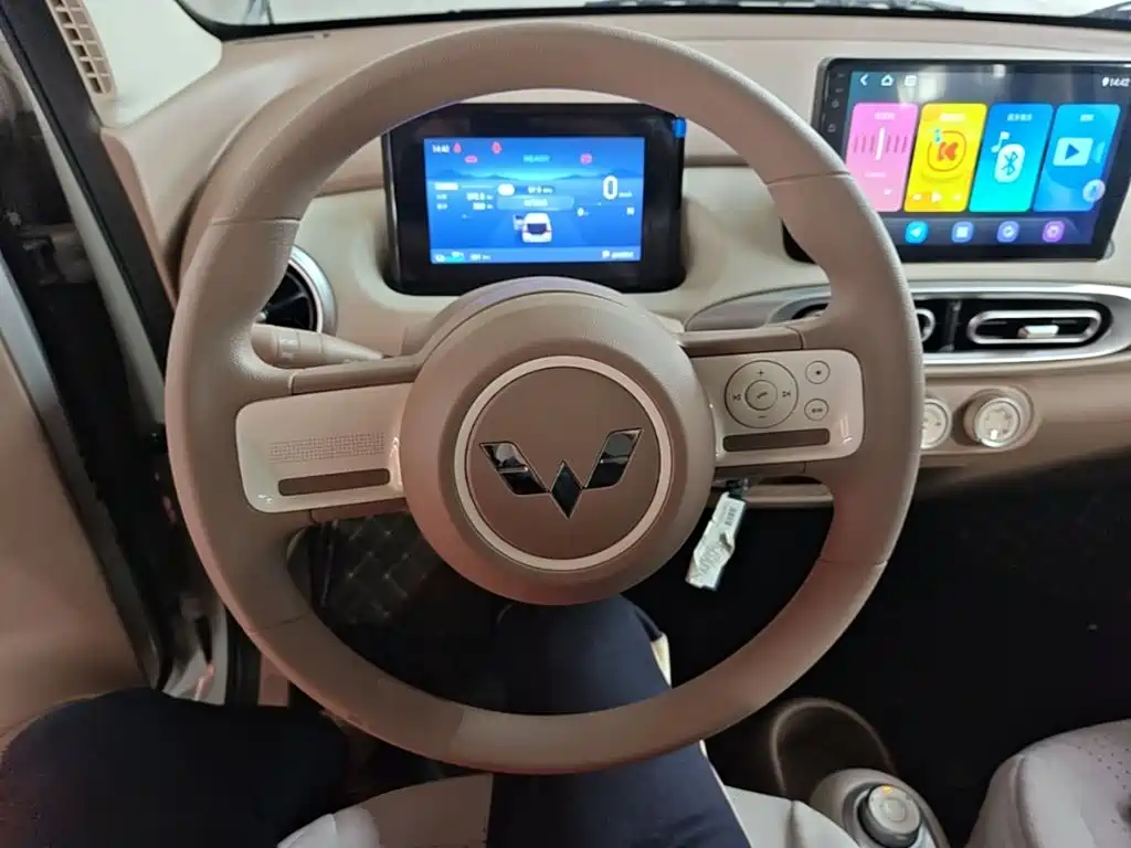 Wuling MINIEV — миниатюра 7
