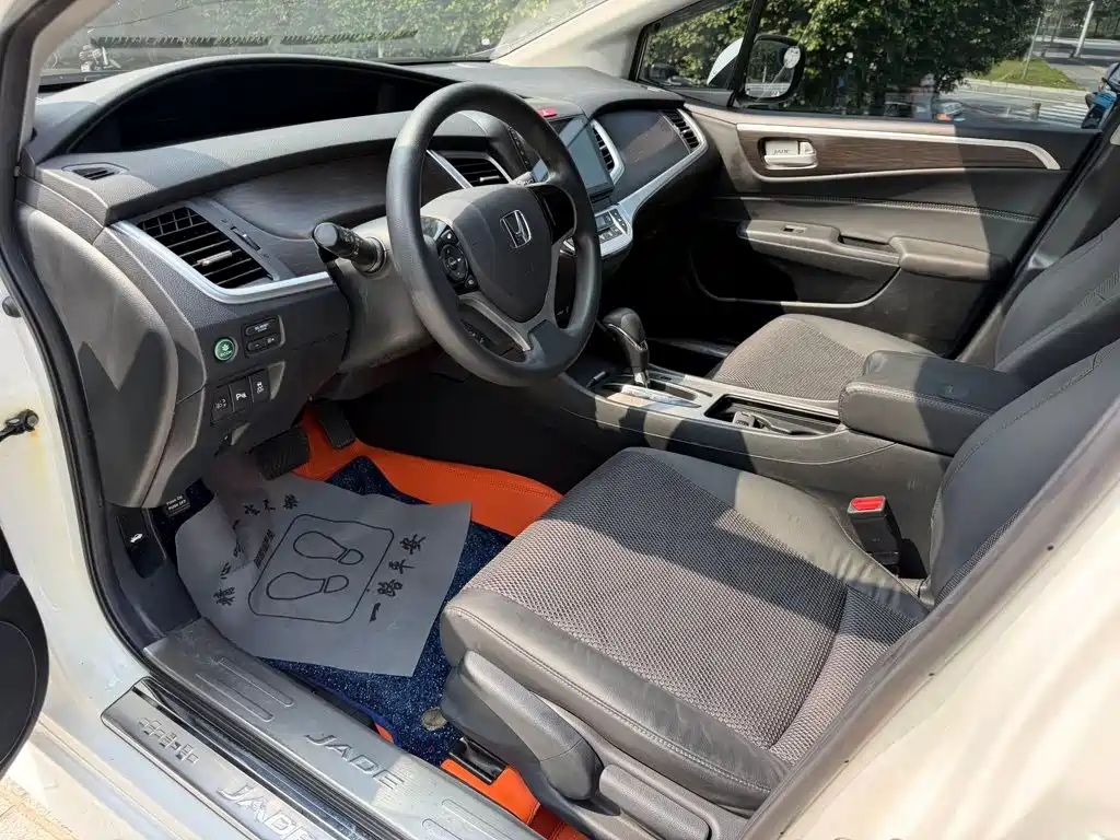 Honda Jade — миниатюра 12