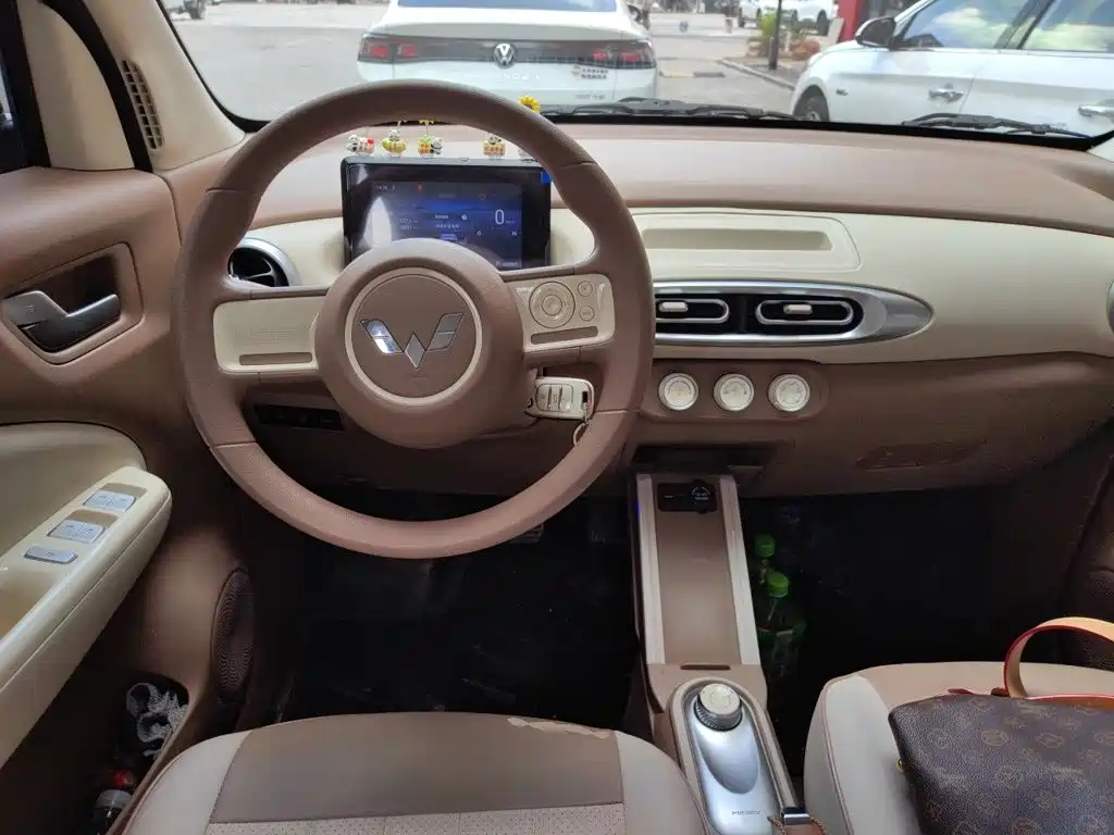 Wuling MINIEV — миниатюра 5