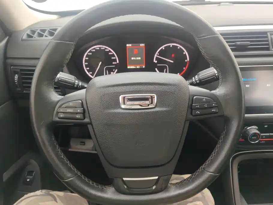 Qoros Qoros 5 — миниатюра 15
