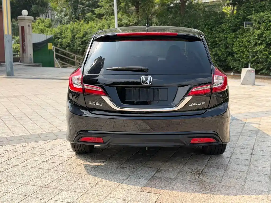 Honda Jade — миниатюра 6