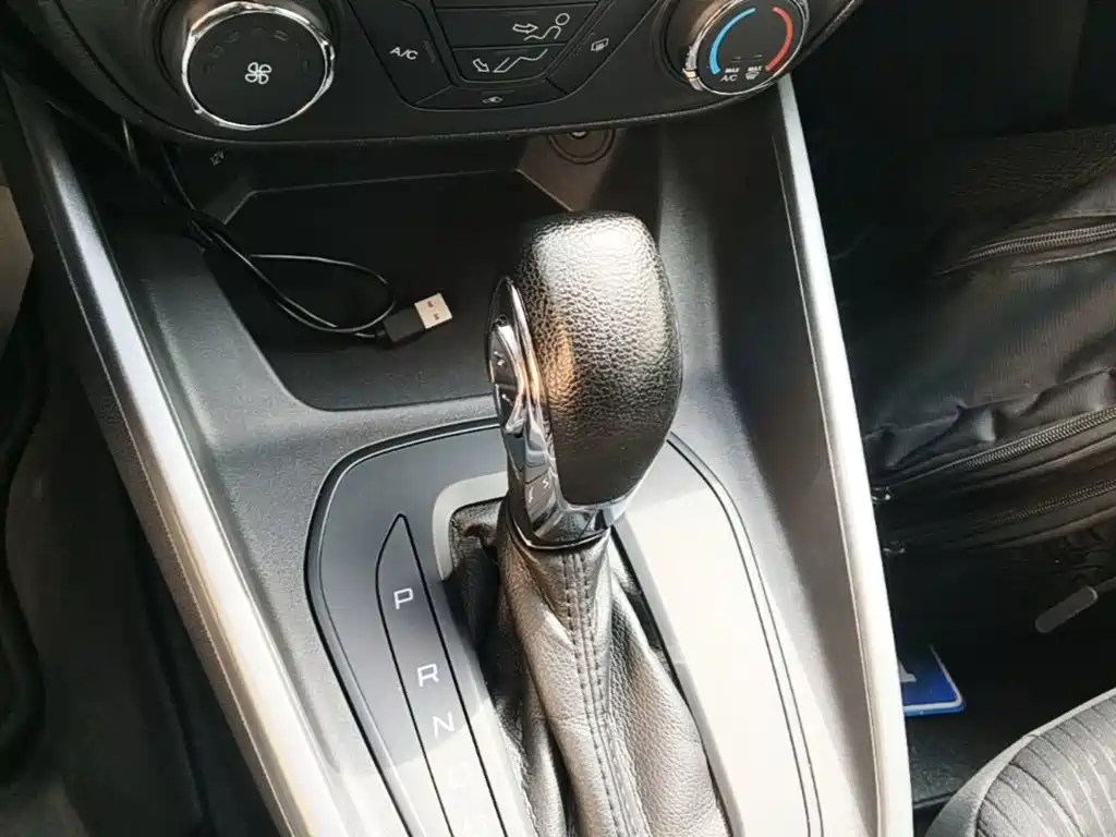 Ford Escort — миниатюра 14