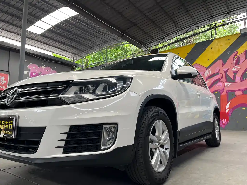 Volkswagen Tiguan 2013 1.8TSI AT