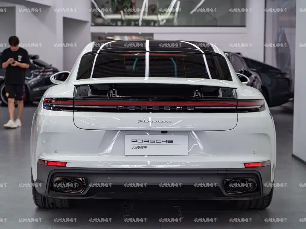 Porsche Panamera — миниатюра 7