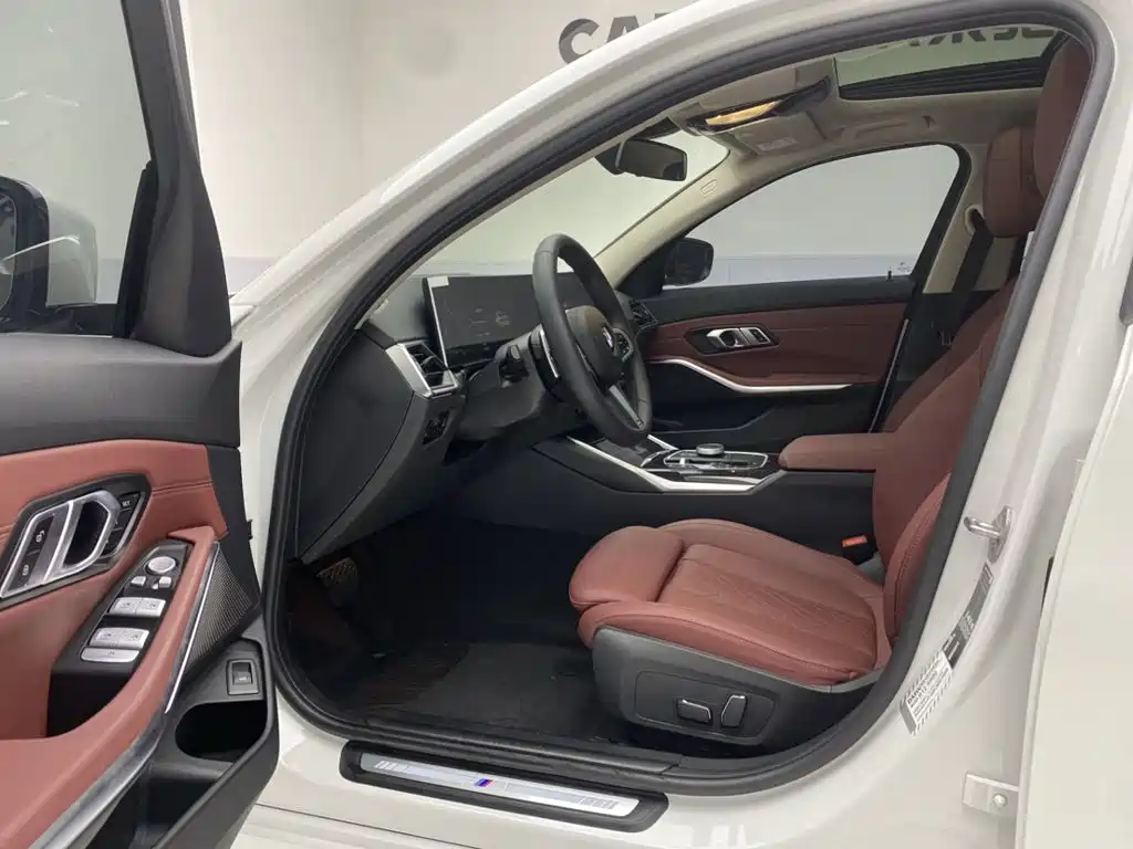 BMW 3 Series — миниатюра 17