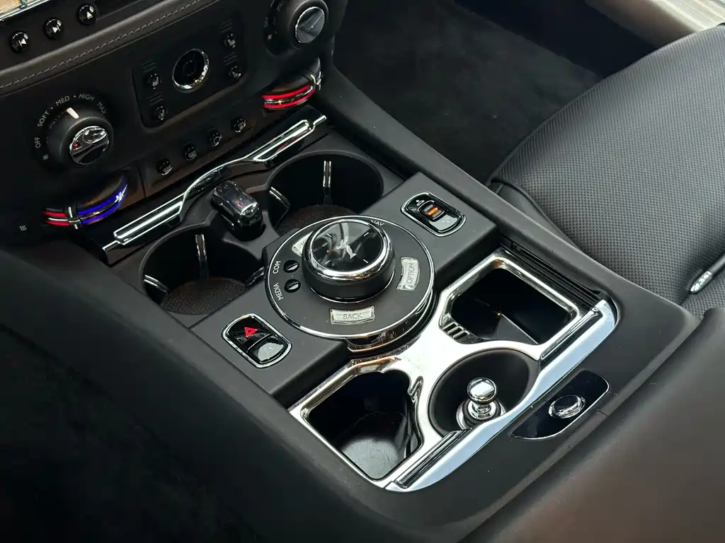 Rolls-Royce Wraith — миниатюра 29