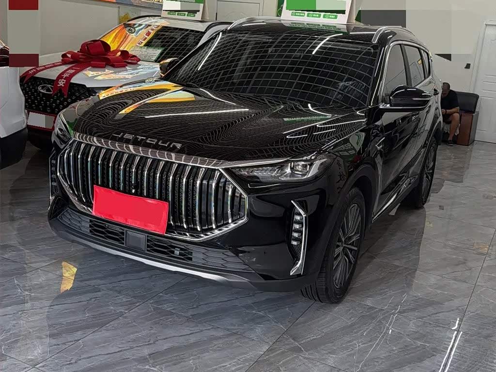 Jetour Jetour X70 PLUS 1.5 л 2025 г. Чёрный, пробег 2000 км