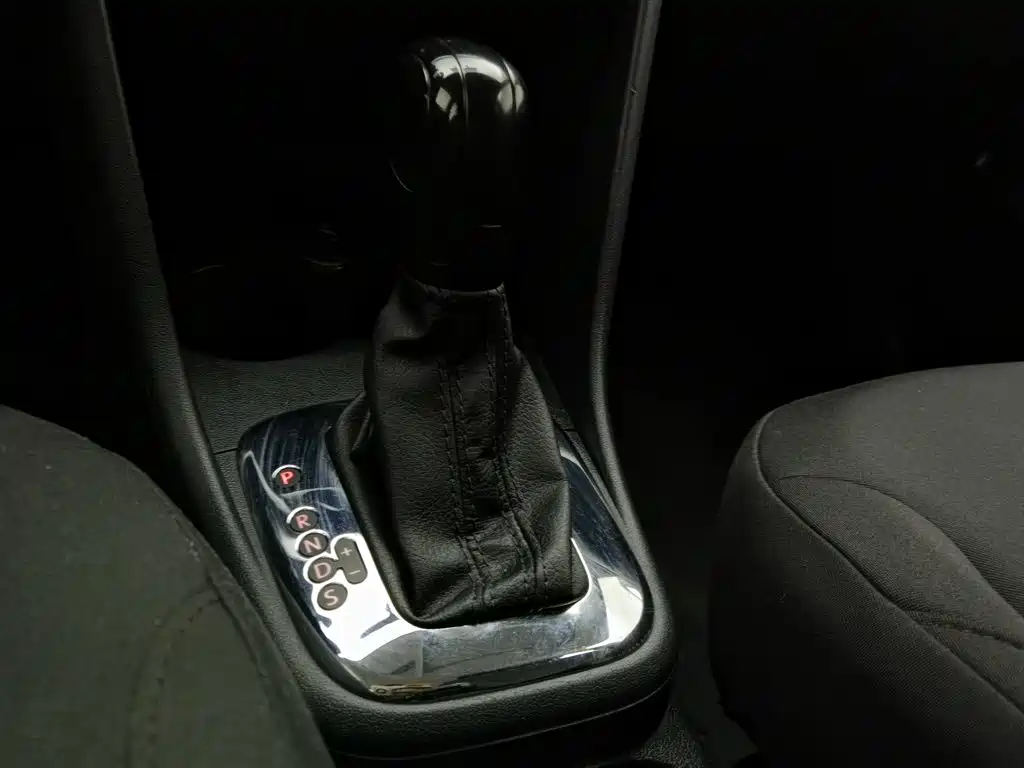 Volkswagen Polo — миниатюра 13