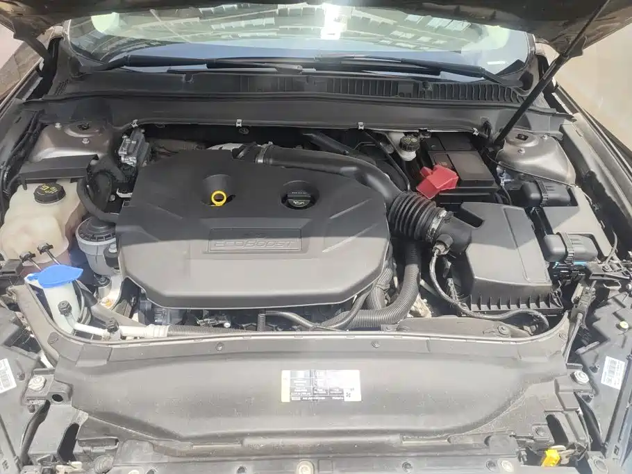 Ford Mondeo — миниатюра 10