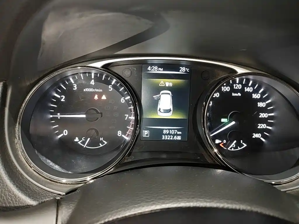 Nissan X-Trail — миниатюра 12