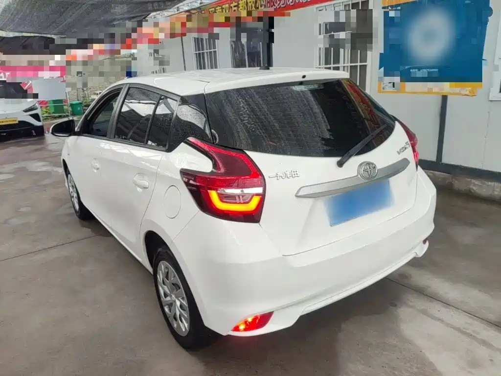 Toyota Vios FS — миниатюра 5