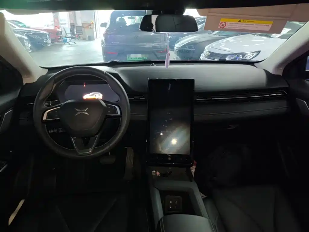 XPeng G3 — миниатюра 10