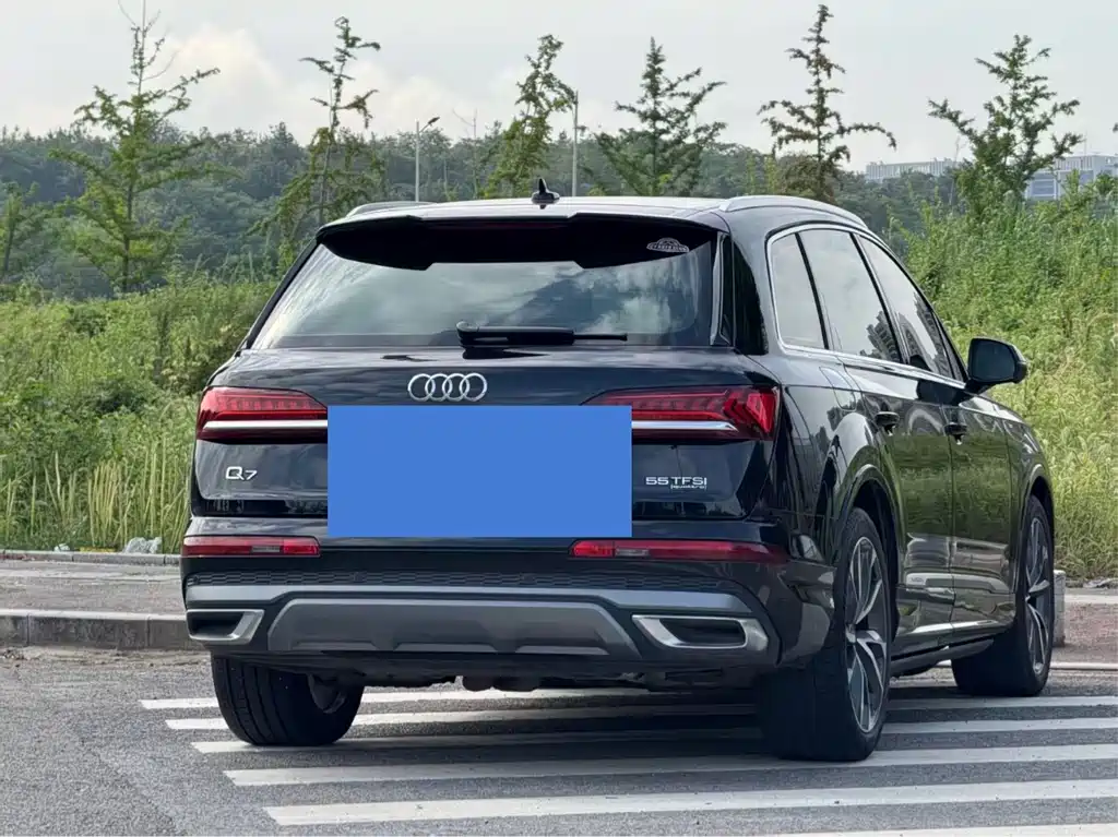 Audi Q7 — миниатюра 14