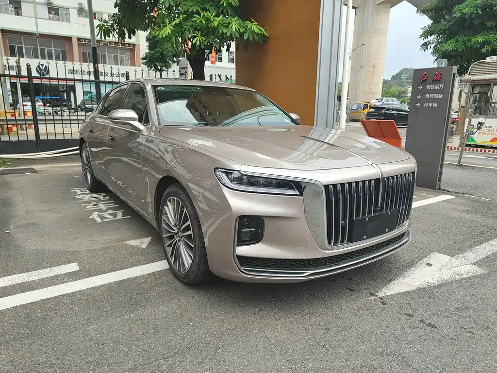 Hongqi H9 2020 2.0T