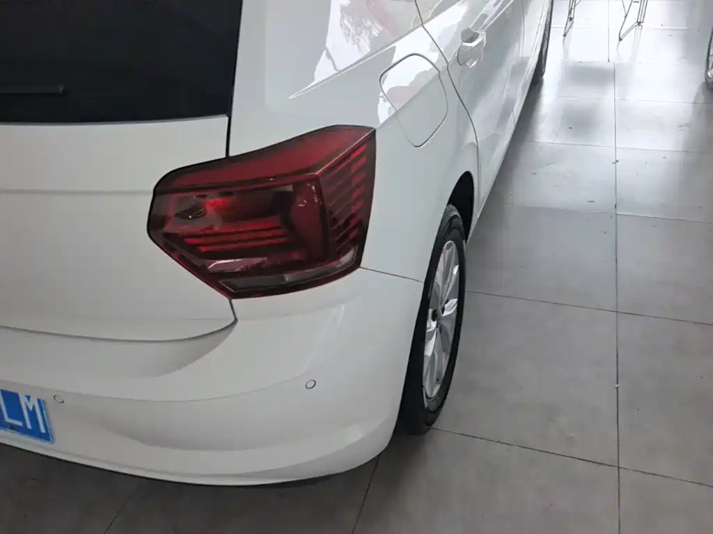 Volkswagen Polo — миниатюра 8