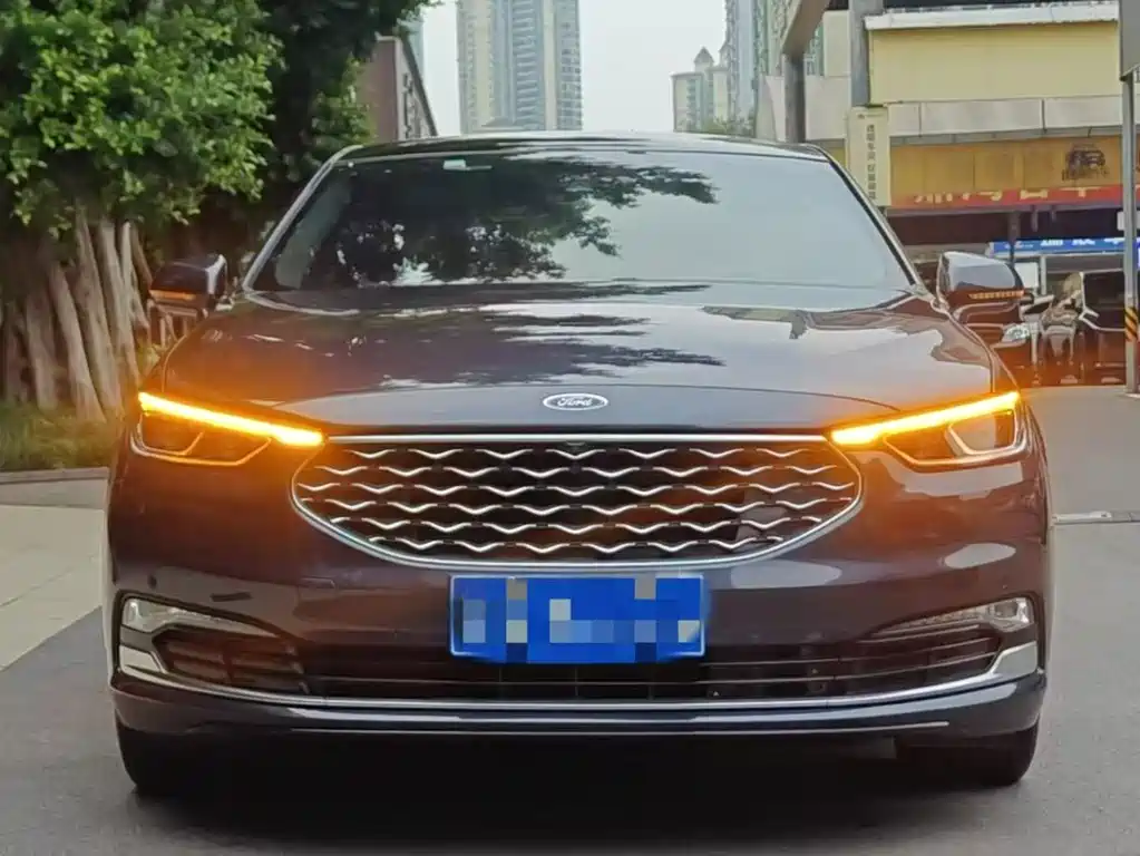 Ford Taurus — миниатюра 4