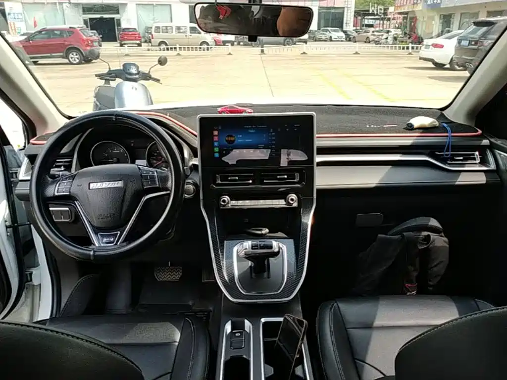 Haval M6 — миниатюра 10