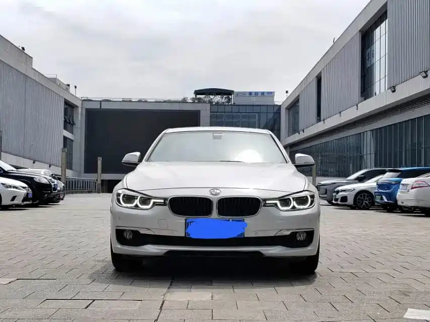 BMW 3 Series — миниатюра 2